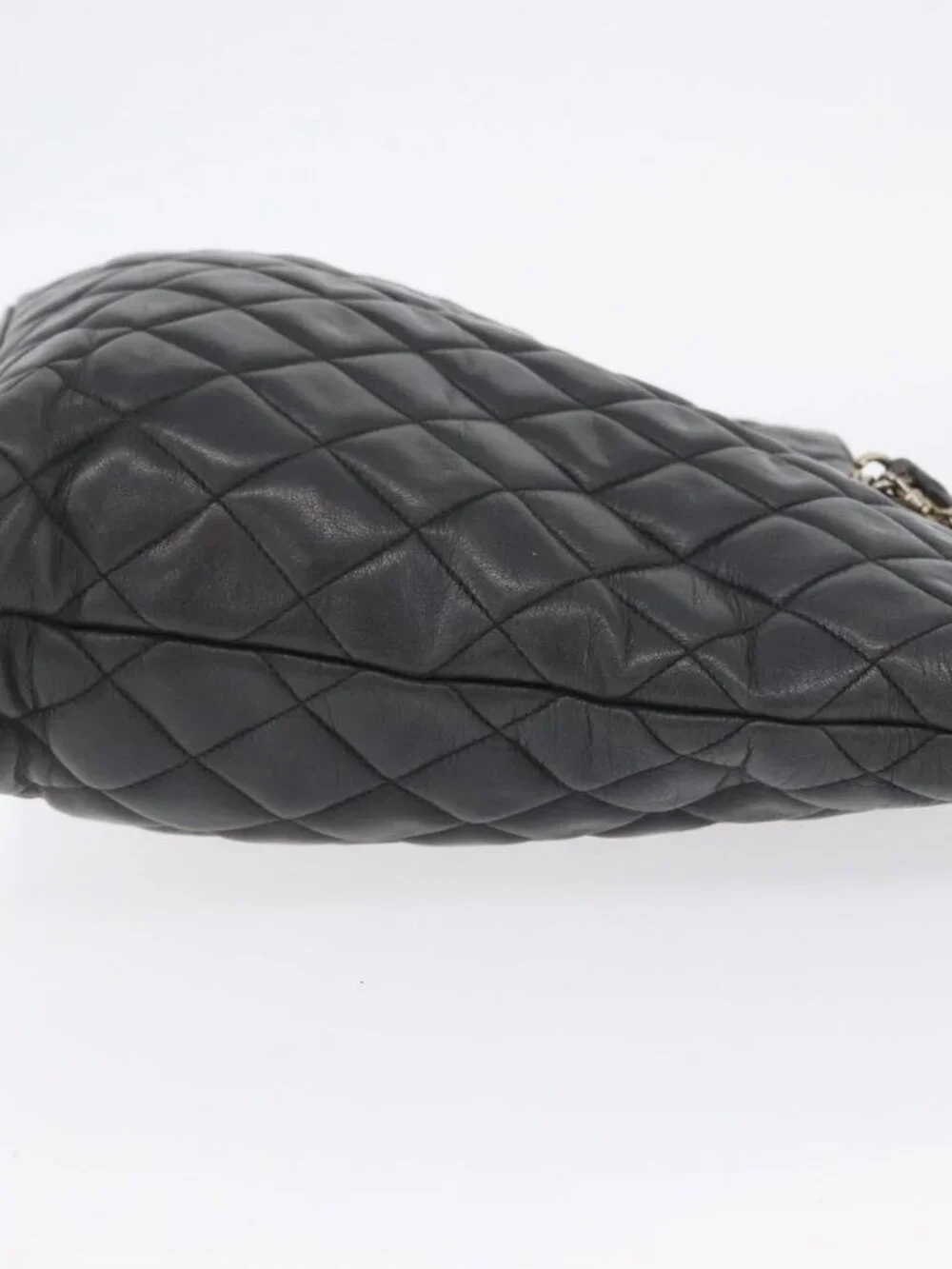 CHANEL Matelasse Chain Shoulder Bag Lamb Skin Black Gold CC Auth ARZ445